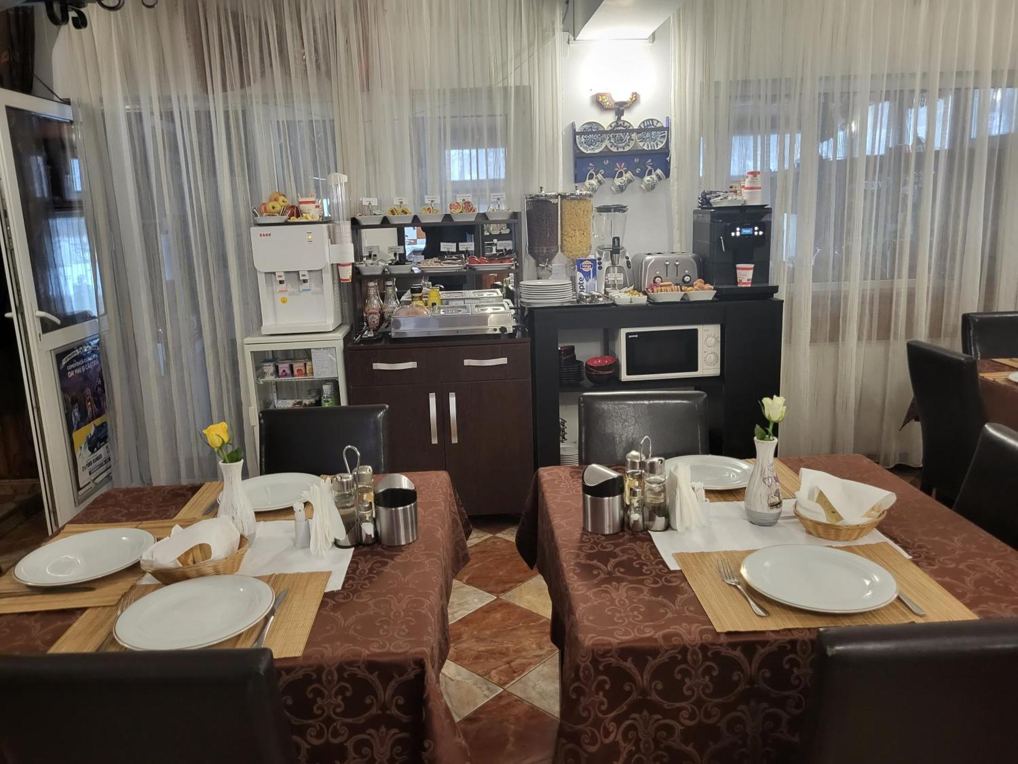 Vila Valencia อาซูกา ภายนอก รูปภาพ